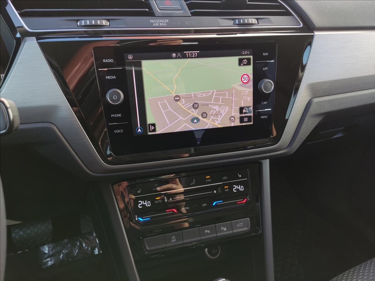 Volkswagen Touran MPV 1,5 l 110 kw