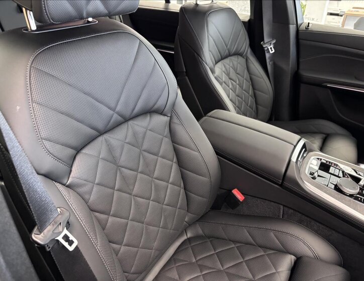 BMW X5 Kombi 3,0 l 210 kw