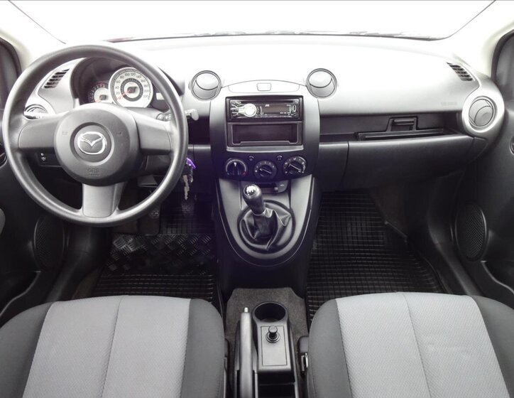 Mazda 2 Hatchback 1,3 l 55 kw