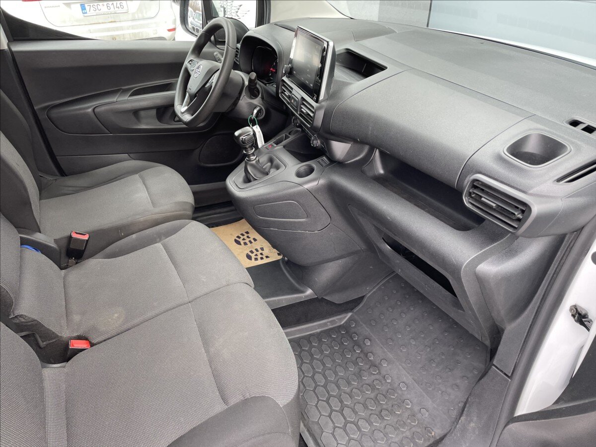 Opel Combo Skříň 1,5 l 96 kw