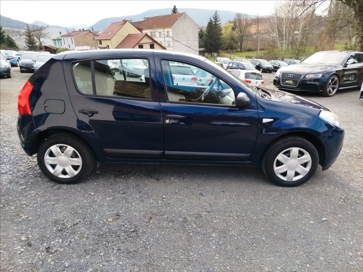 Dacia Sandero Hatchback 1,1 l 55 kw