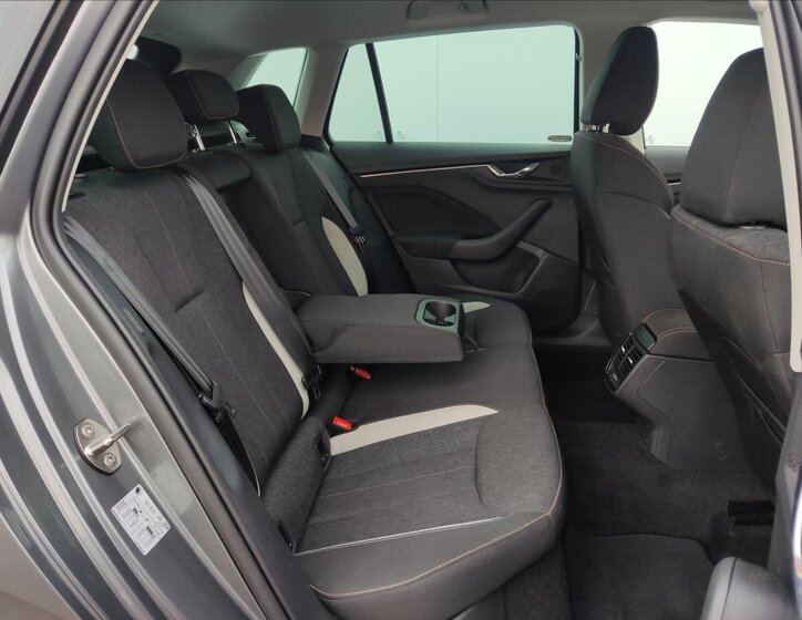 Škoda Kamiq SUV 1,5 l 110 kw