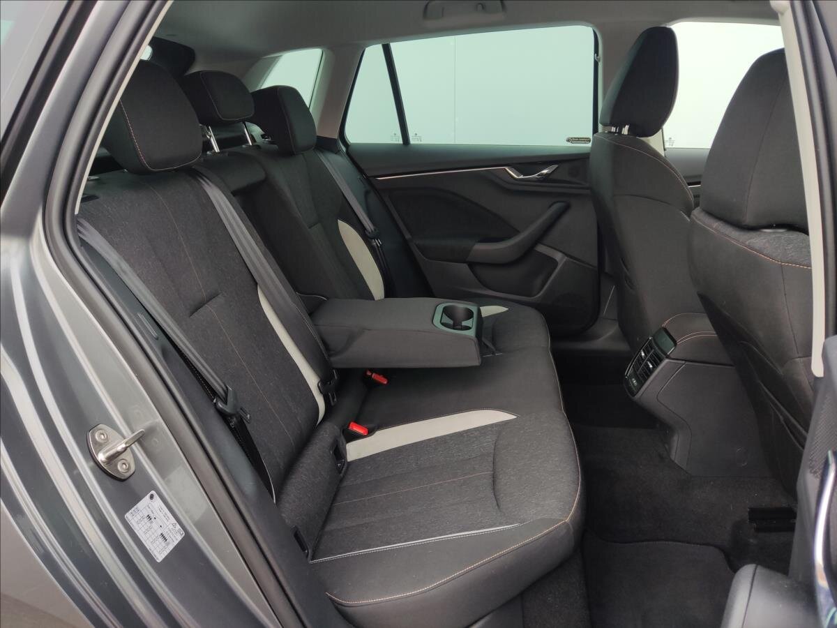 Škoda Kamiq SUV 1,5 l 110 kw