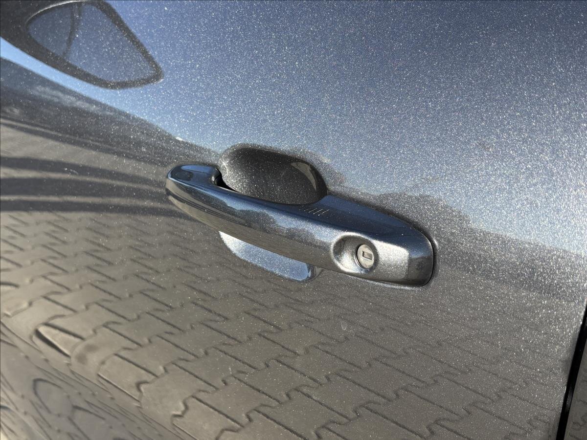 Ford Kuga SUV 2,5 l 140 kw