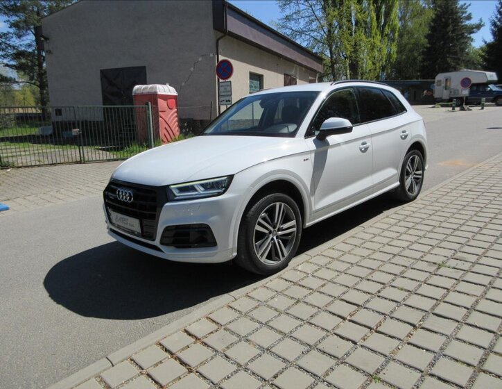 Audi Q5 SUV / Terénní 2,0 l 140 kw