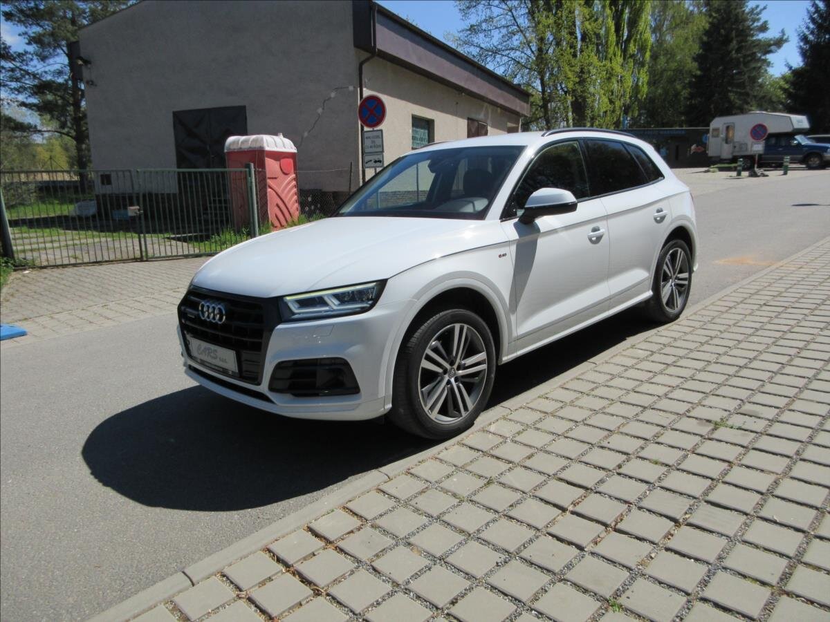 Audi Q5 SUV / Terénní 2,0 l 140 kw