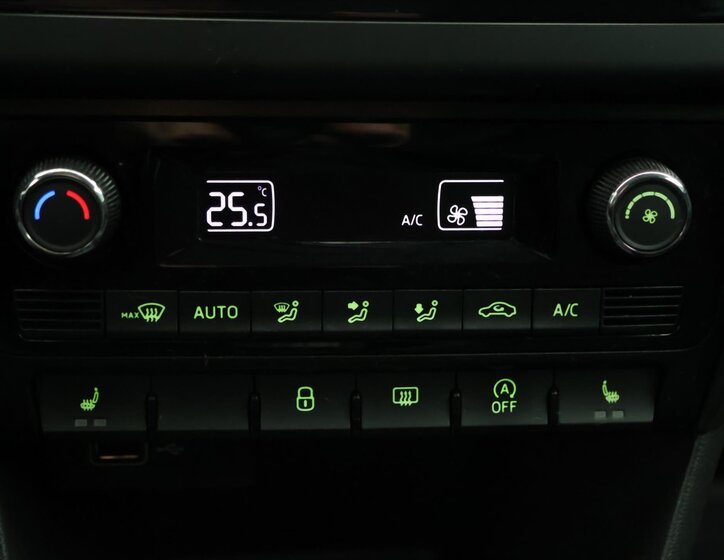 Škoda Rapid Sedan 999,0 81 kw