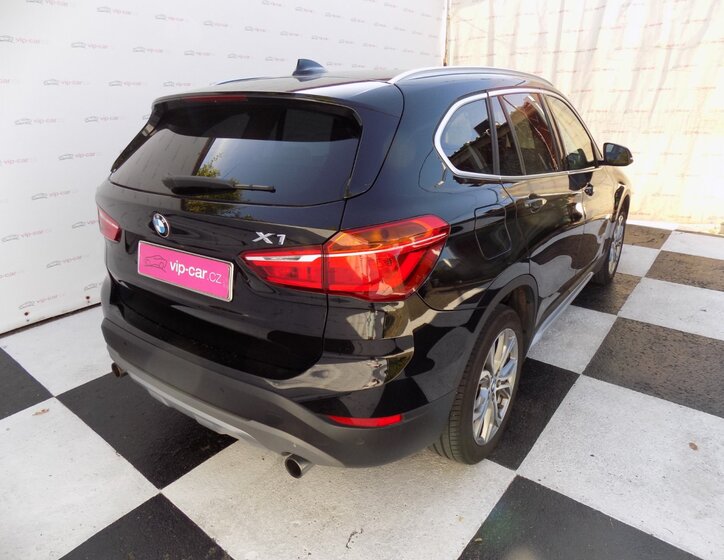 BMW X1 7