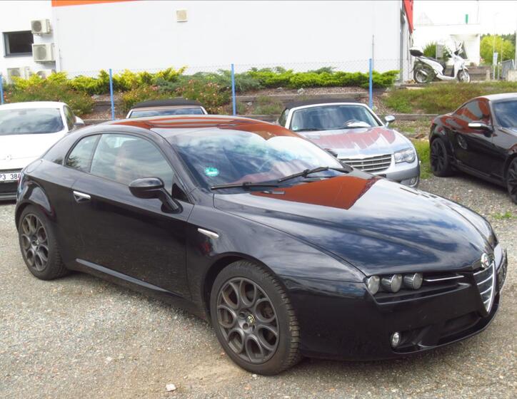 Alfa Romeo Brera 3