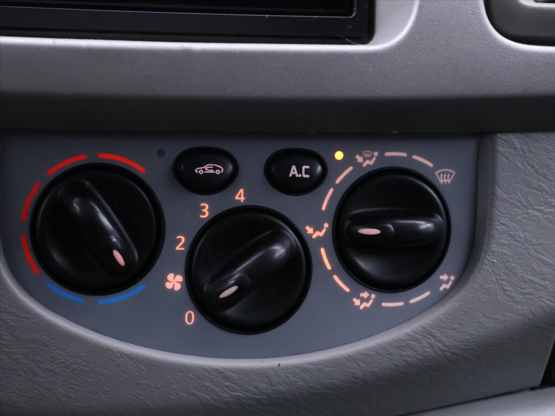 Renault Trafic Kombi 2,0 l 84 kw