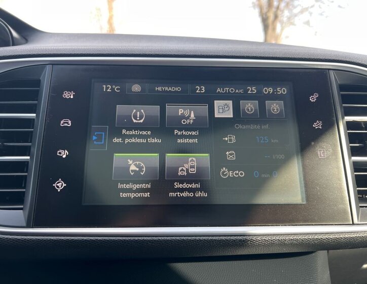 Peugeot 308 Kombi 1,2 l 96 kw