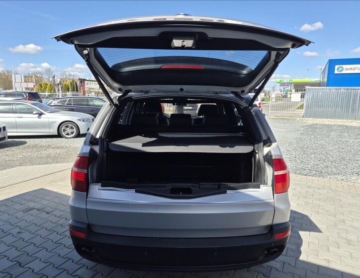 BMW X5 SUV / Terénní 3,0 l 173 kw