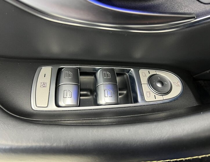 Mercedes-Benz AMG GT Sedan / Limuzína 3,0 l 270 kw