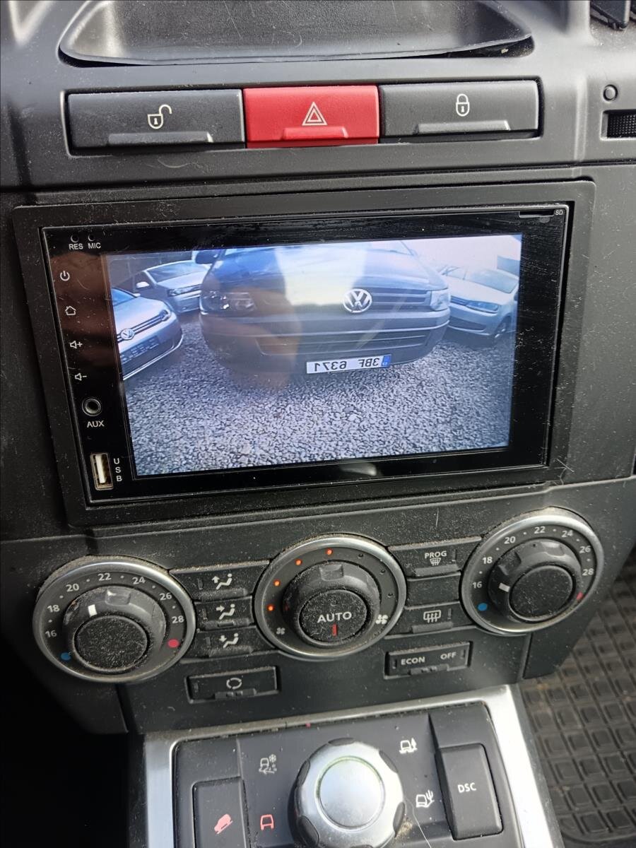 Land Rover Freelander SUV / Terénní 2,2 l 118 kw