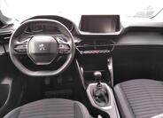 Peugeot 208 10