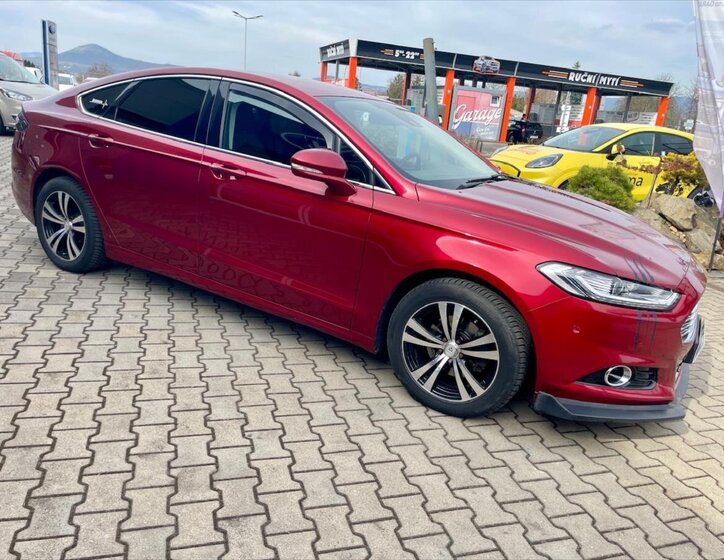 Ford Mondeo Hatchback 1,5 l 118 kw