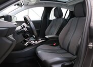 Peugeot 208 Hatchback 1,2 l 96 kw