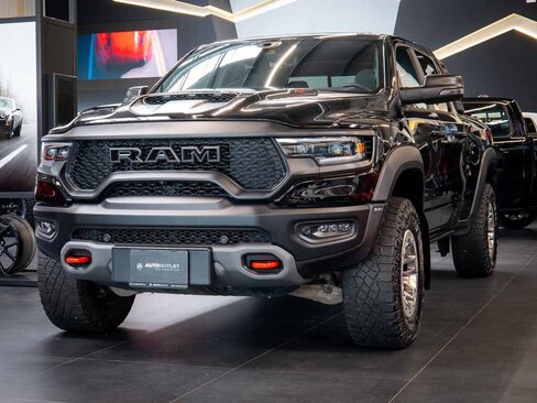 Dodge RAM Pick-up 6,2 l 523 kw