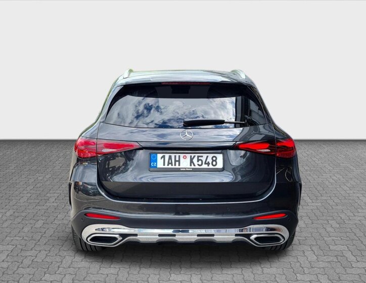 Mercedes-Benz GLC SUV 2,0 l 198 kw