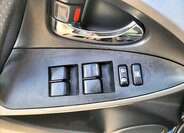 Toyota RAV4 SUV / Terénní 2,2 l 100 kw