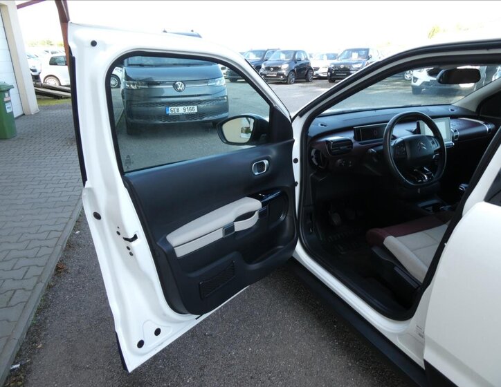 Citroën C4 Cactus Hatchback 1,5 l 75 kw