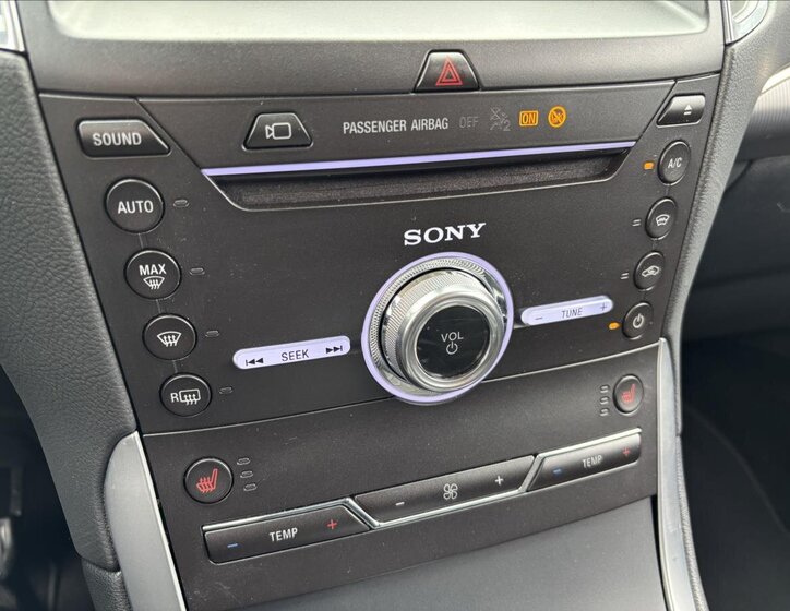 Ford Galaxy SUV / Terénní 2,0 l 110 kw