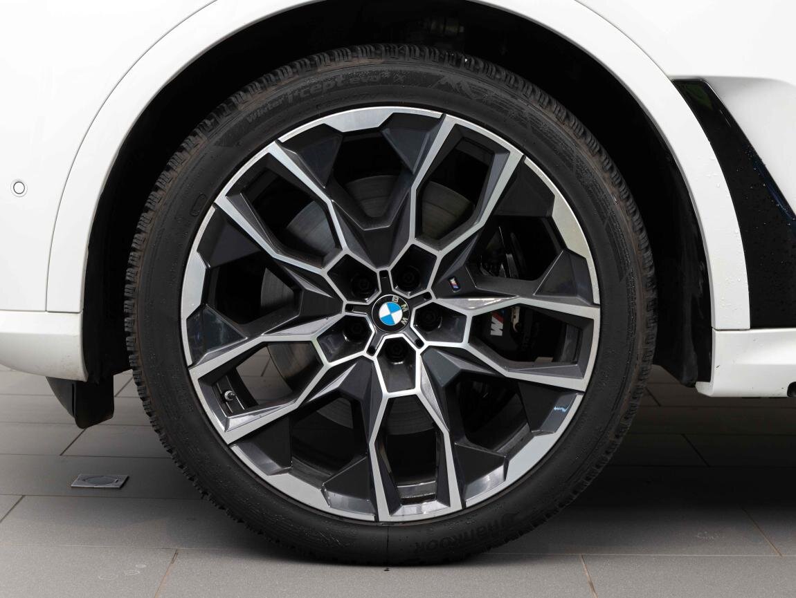 BMW X7 SUV / Terénní 3,0 l 259 kw