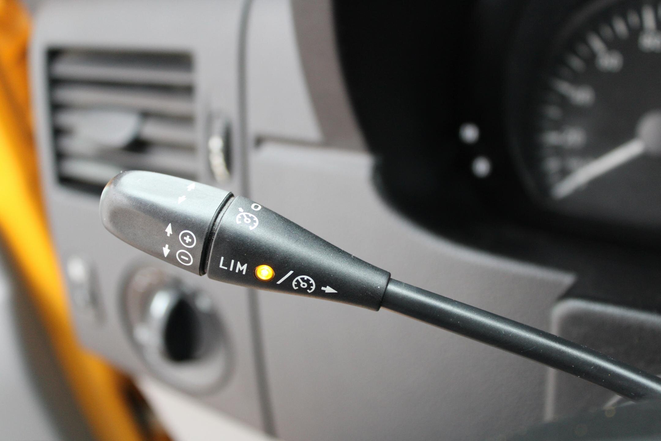 Mercedes-Benz Sprinter Užitková 2,1 l 120 kw