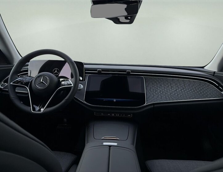 Mercedes-Benz Třídy E Sedan / Limuzína 2,0 l 145 kw