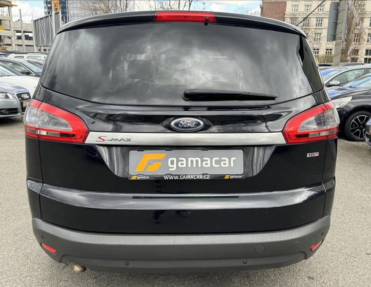 Ford S-MAX 8