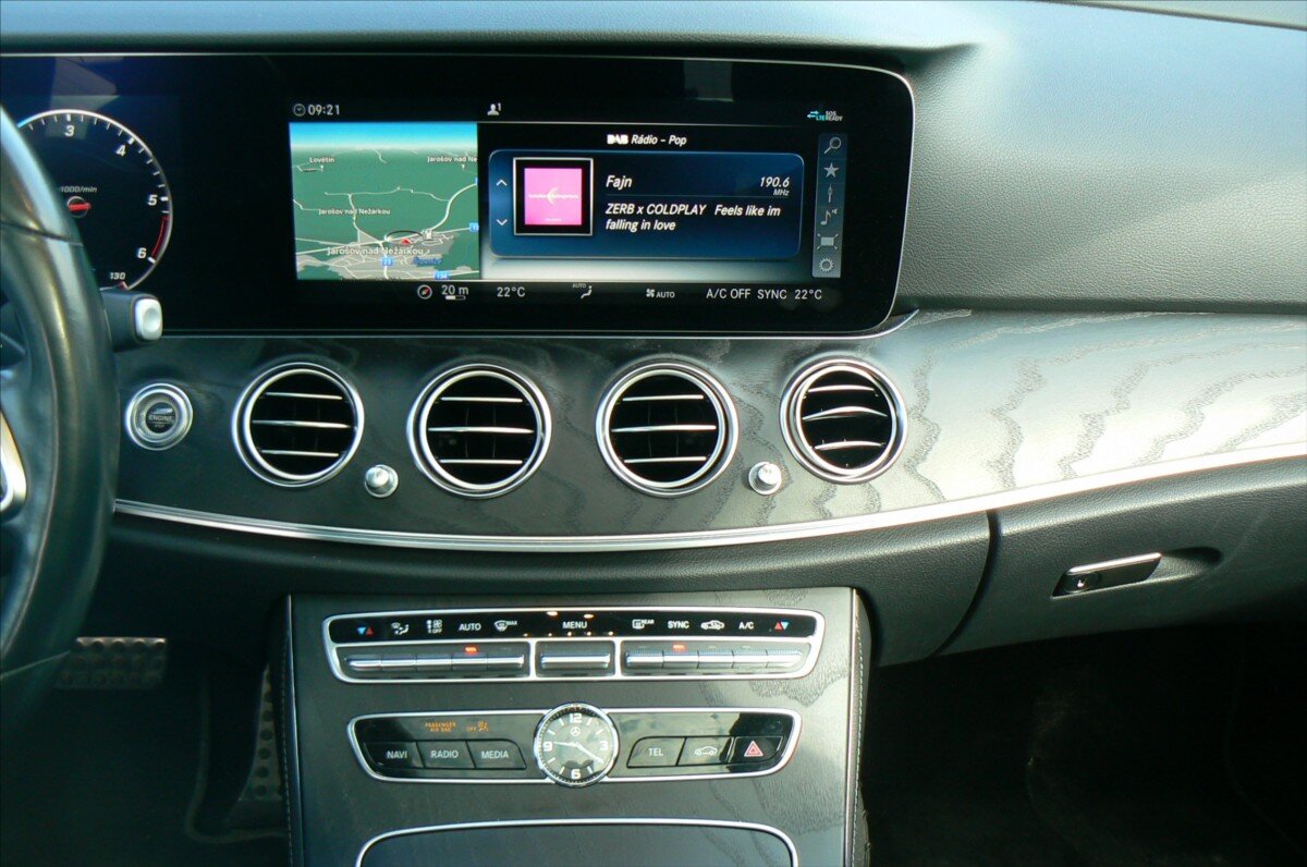 Mercedes-Benz Třídy E Kombi 2,0 l 143 kw