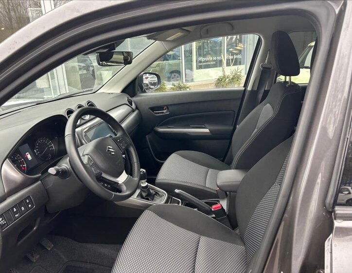 Suzuki Vitara SUV 1,4 l 95 kw