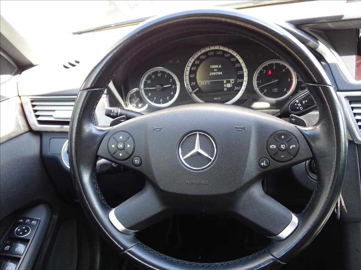 Mercedes-Benz Třídy E