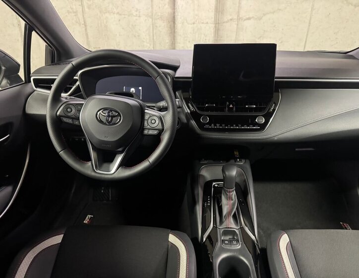 Toyota Corolla Kombi 2,0 l 131 kw