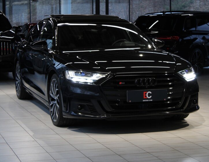 Audi S8 Ostatní 4,0 l 420 kw