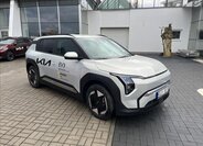 KIA EV3 SUV / Terénní 0,0 150 kw