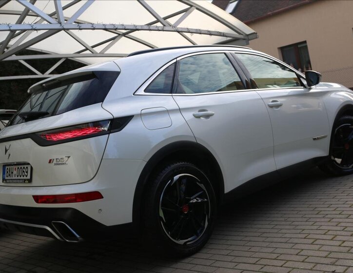 DS Automobiles DS7 Crossback Kombi 2,0 l 130 kw