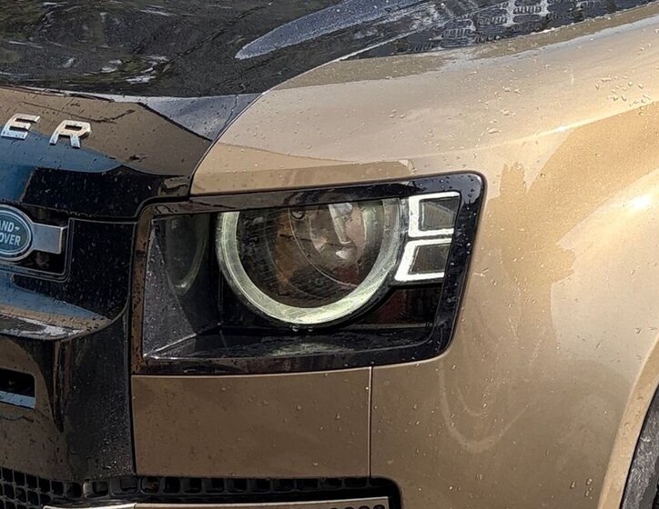 Land Rover Defender SUV / Terénní 3,0 l 294 kw