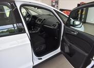 Ford S-MAX 13