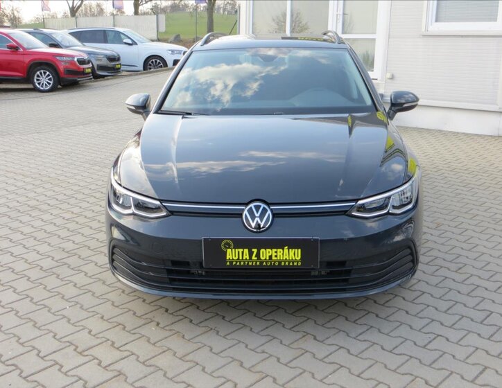 Volkswagen Golf Kombi 1,5 l 96 kw