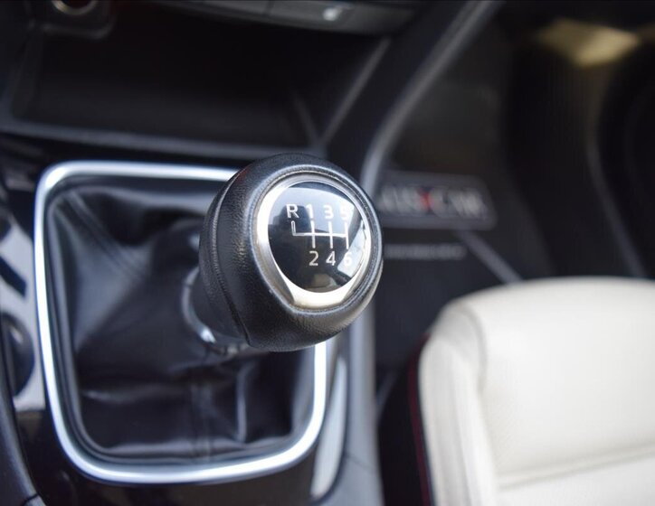 Mazda 6 Kombi 2,0 l 121 kw