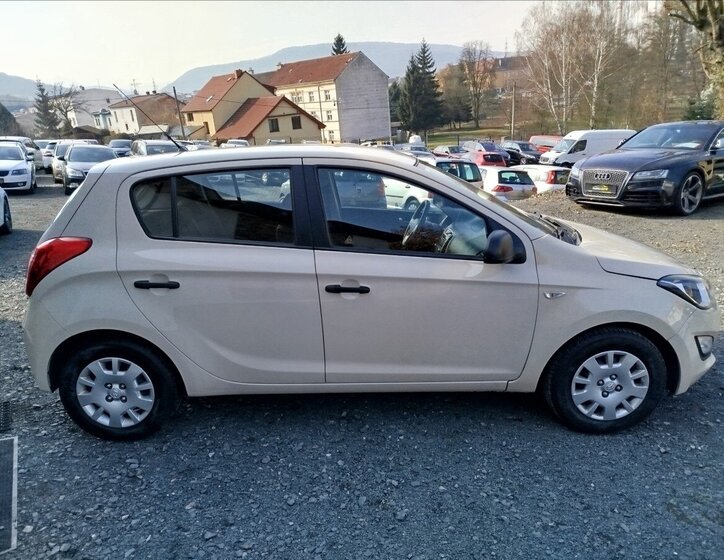 Hyundai i20 Hatchback 1,2 l 63 kw