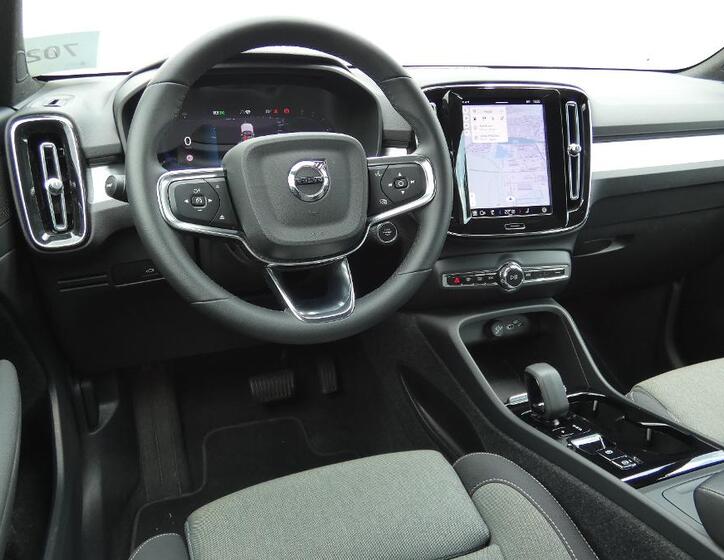 Volvo XC40 5