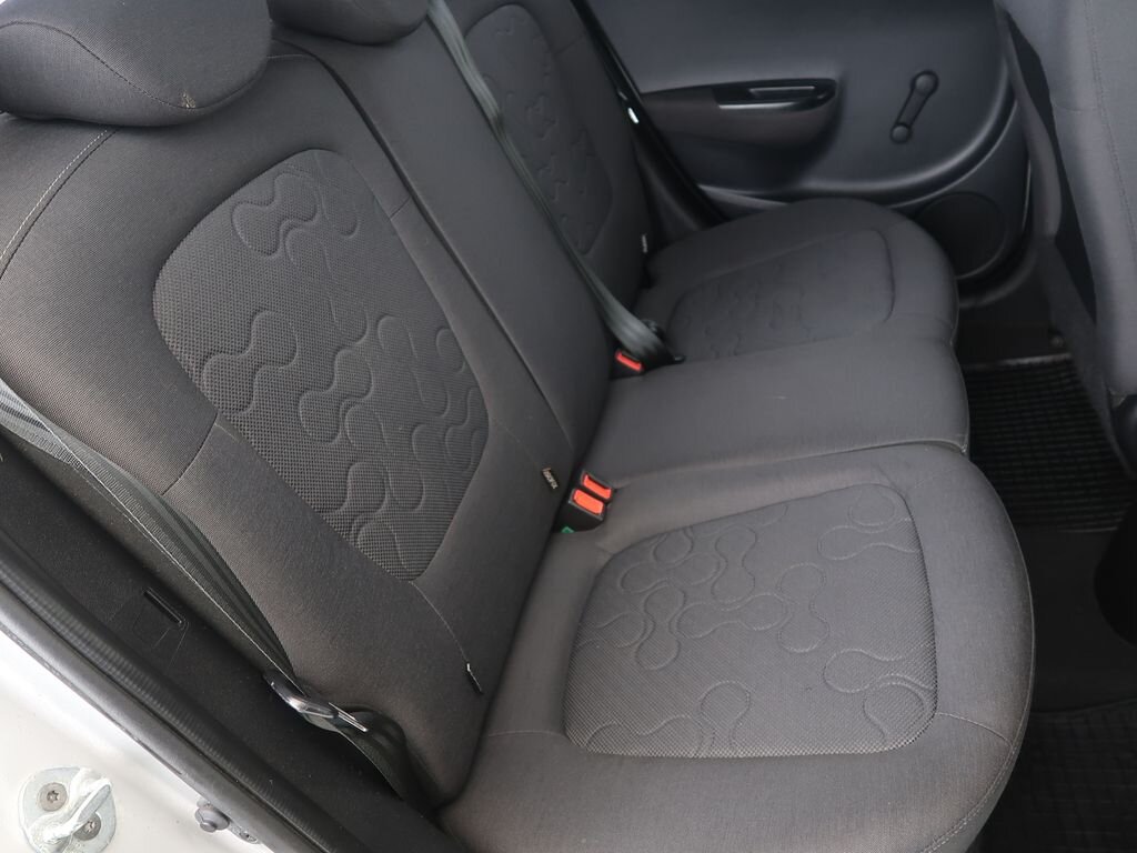 Hyundai i20 Hatchback 1,4 l 74 kw