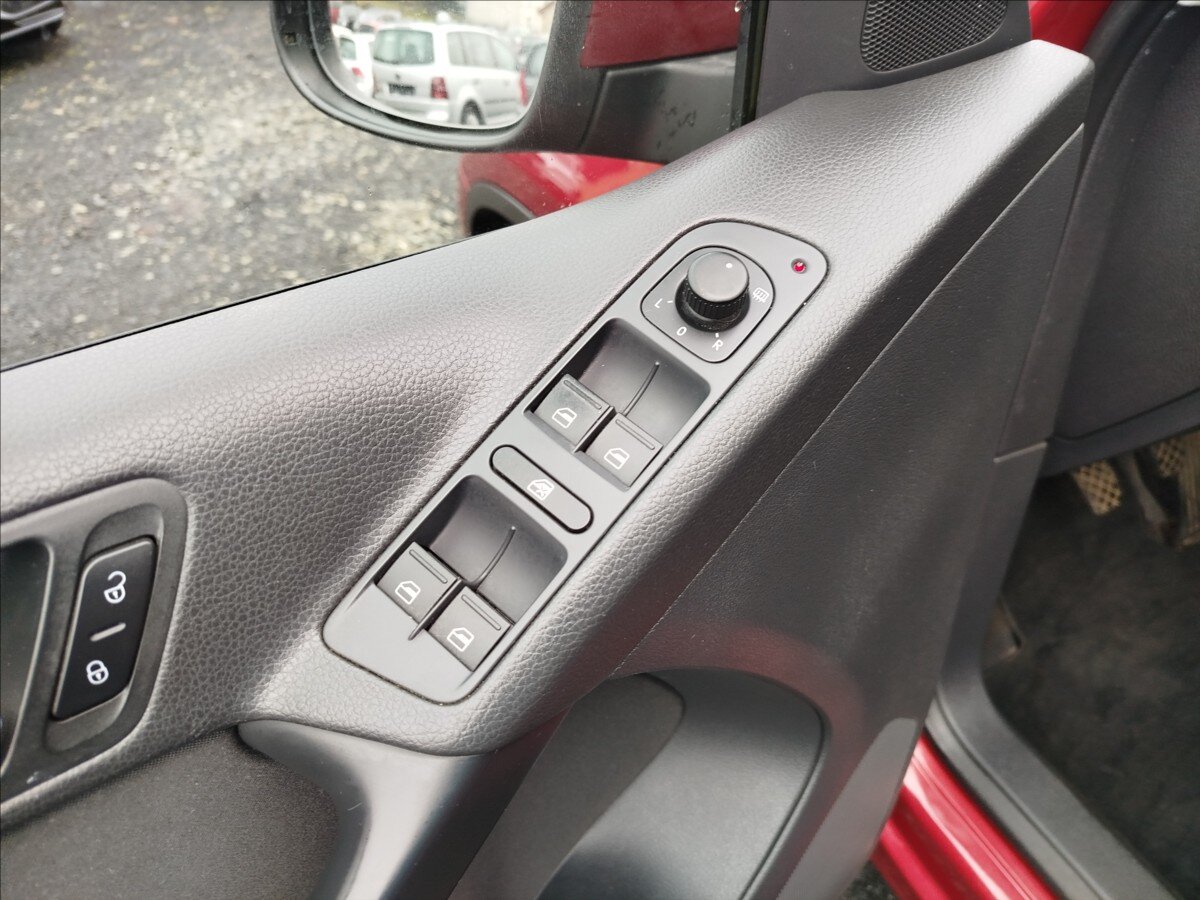 Volkswagen Tiguan SUV 2,0 l 103 kw