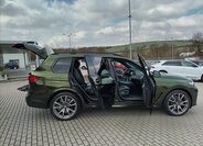 BMW X7 SUV / Terénní 4,4 l 390 kw