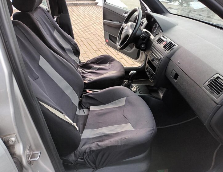 Škoda Fabia Hatchback 1,9 l 96 kw