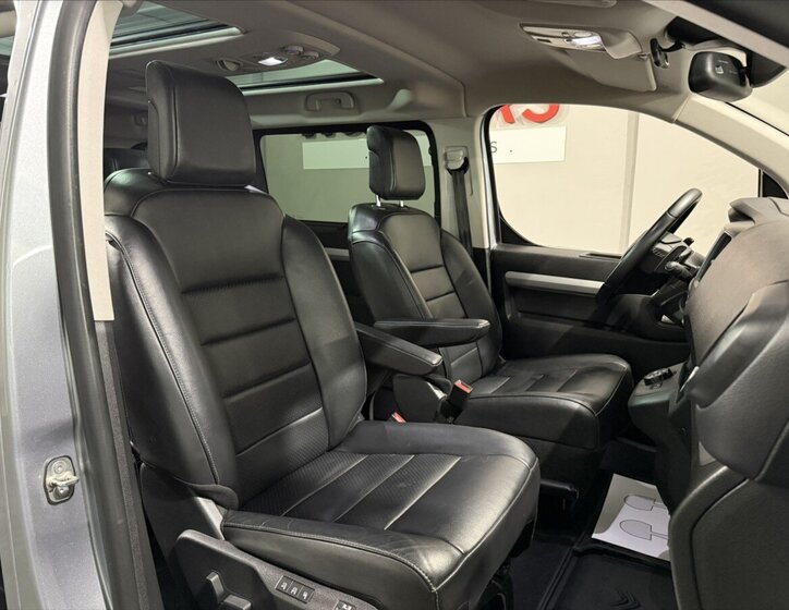 Citroën SpaceTourer Kombi 2,0 l 130 kw