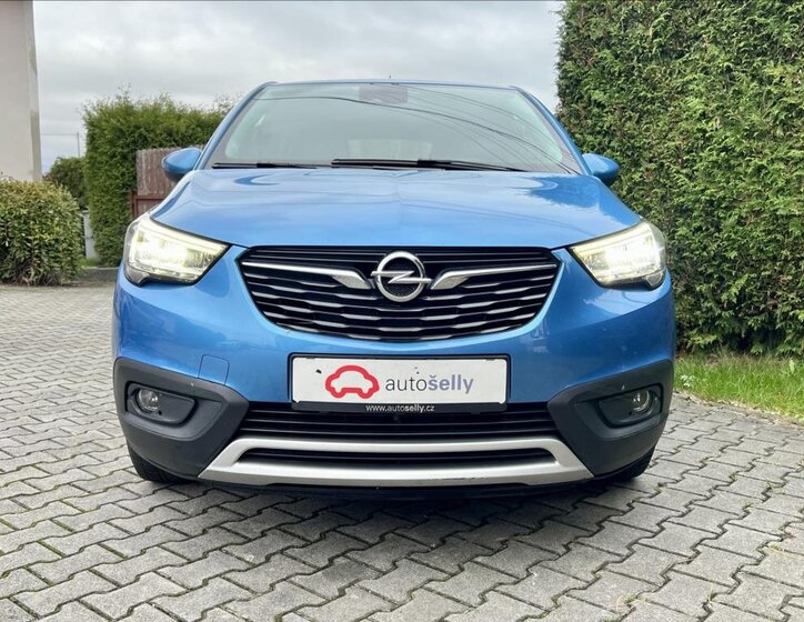 Opel Crossland X 8