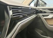 Volkswagen Touareg 18